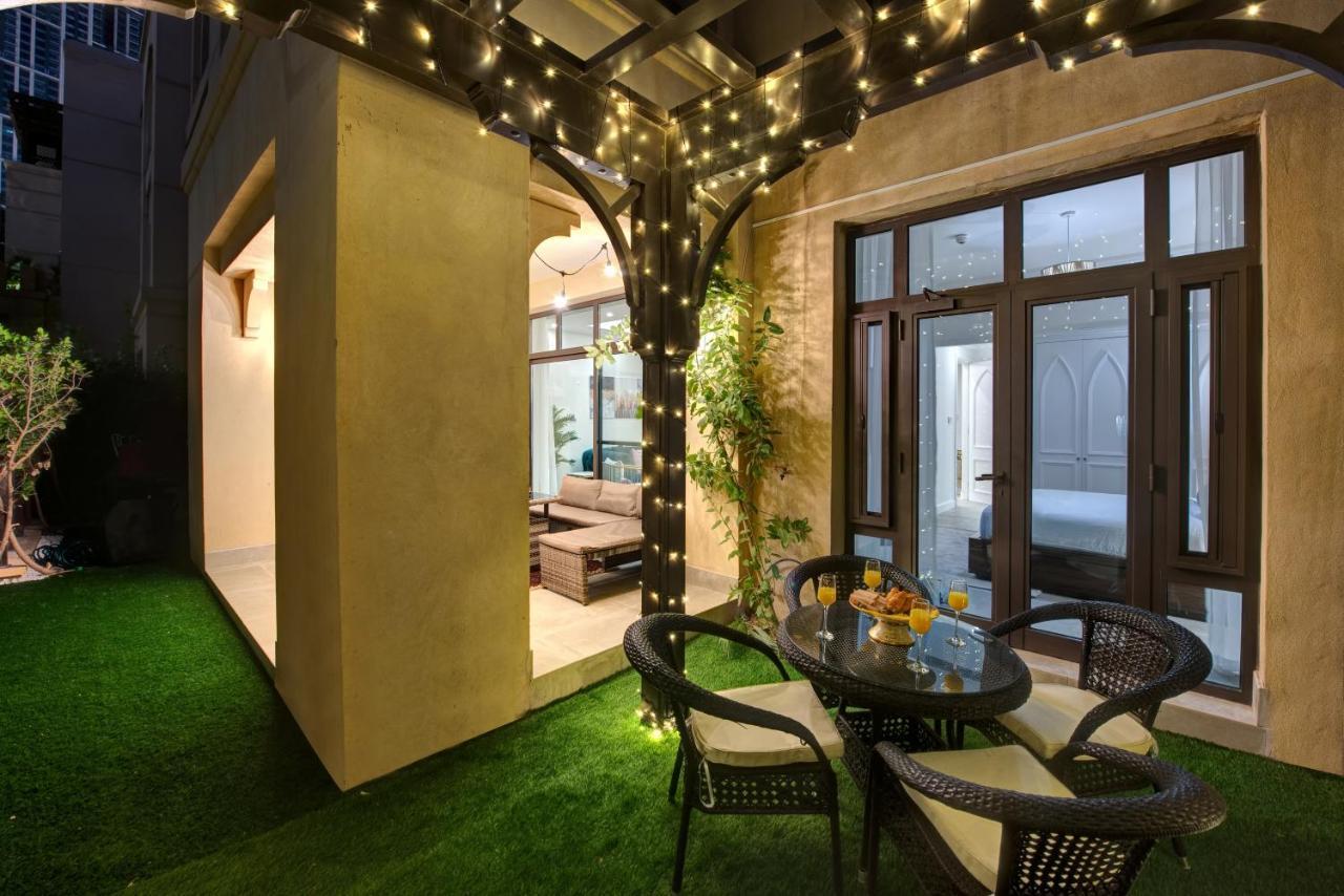 Durrani Homes - Arabian Luxury At Souk Al Bahar Besides Burj Khalifa & Dubai Mall المظهر الخارجي الصورة